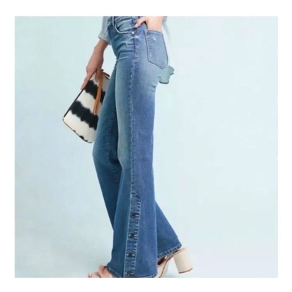 Anthropologie Pilcro High Rise Bootcut Jeans with Button Hem Size 26